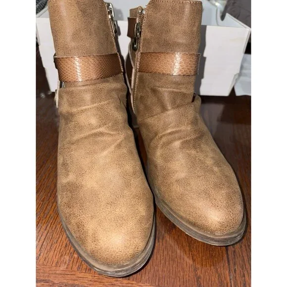 Blowfish Malibu Brown Veto Faux Suede Ankle Boots Side Zip Women 8 Buckle New - Picture 3 of 13